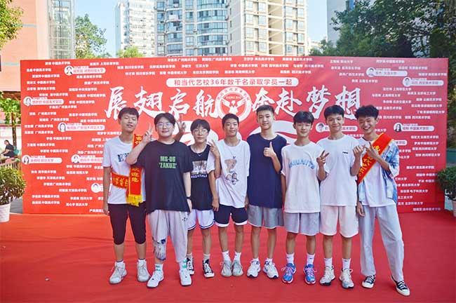 南昌县职业高级中学